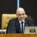 Mensagens atribuídas a Vorcaro colocam Alexandre de Moraes no centro de investigação sobre o caso Master