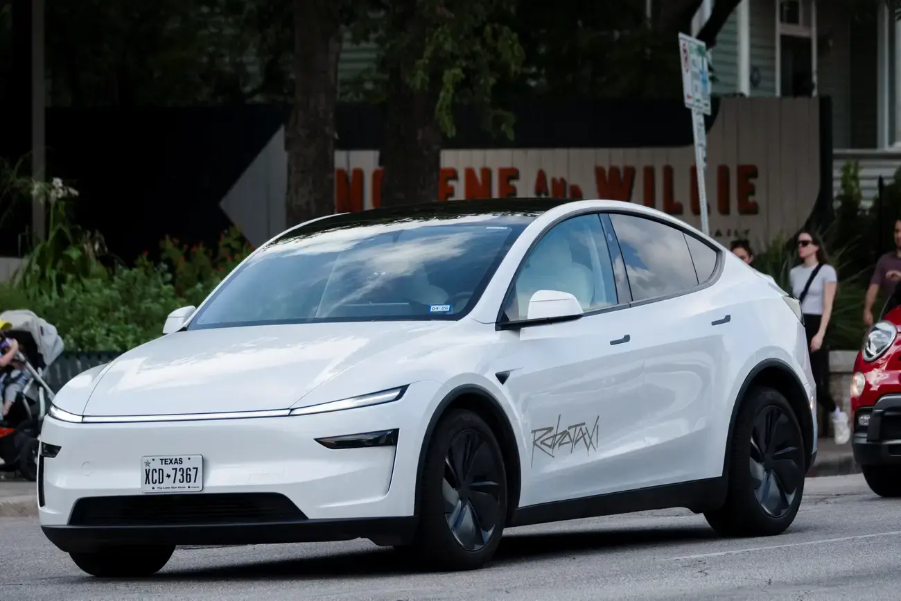 O serviço de 'carona' da Tesla agora está ativo em São Francisco