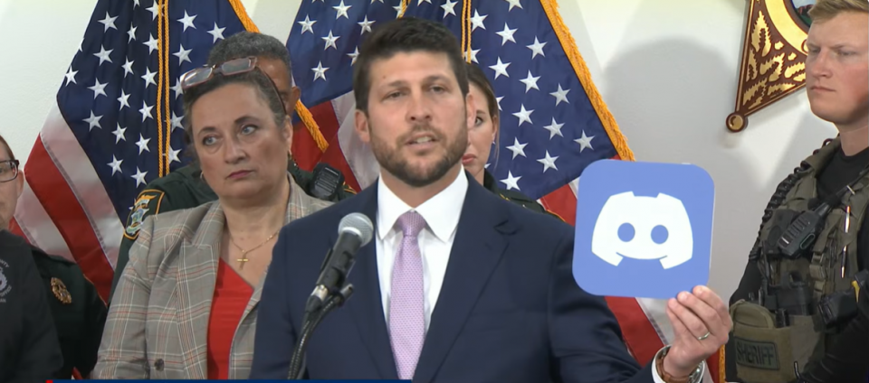 Procurador da Flórida abre investigação contra Discord por segurança de menores